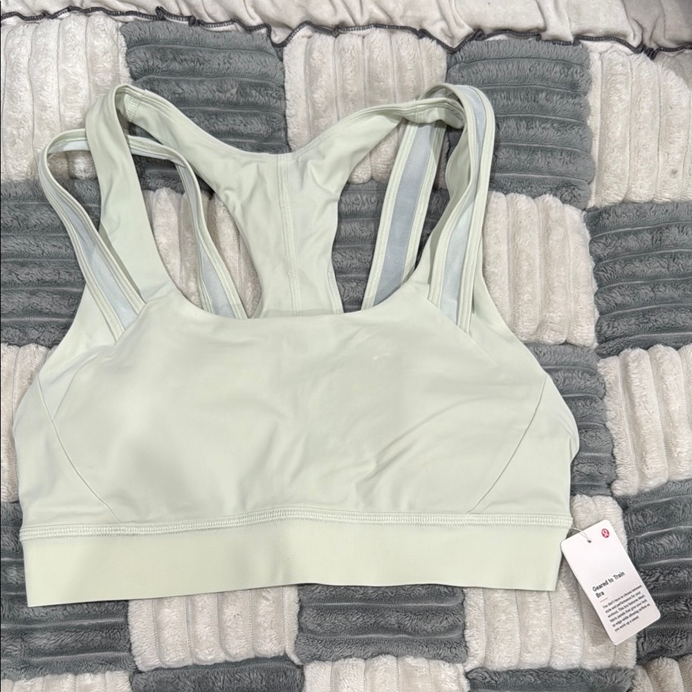 Lululemon Light sage Green Sports Bra New!